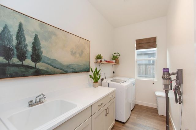 2754 Millstream Ln, Turlock, CA 95382