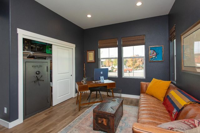 2754 Millstream Ln, Turlock, CA 95382