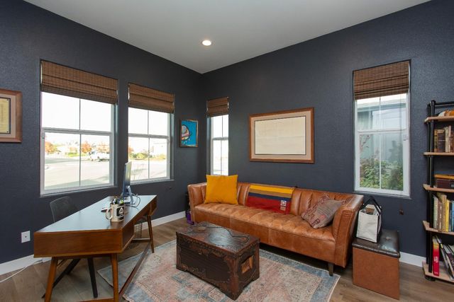 2754 Millstream Ln, Turlock, CA 95382