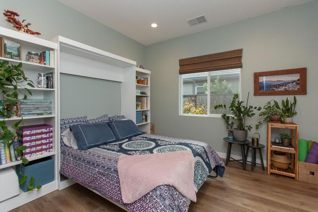 2754 Millstream Ln, Turlock, CA 95382