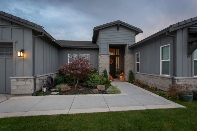 2754 Millstream Ln, Turlock, CA 95382