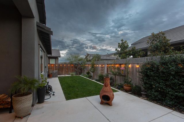 2754 Millstream Ln, Turlock, CA 95382