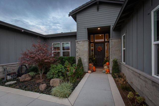 2754 Millstream Ln, Turlock, CA 95382