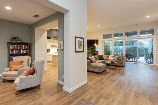 2754 Millstream Ln, Turlock, CA 95382