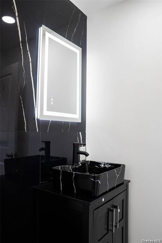 58 Hauppauge Road, Hauppauge, NY 11788