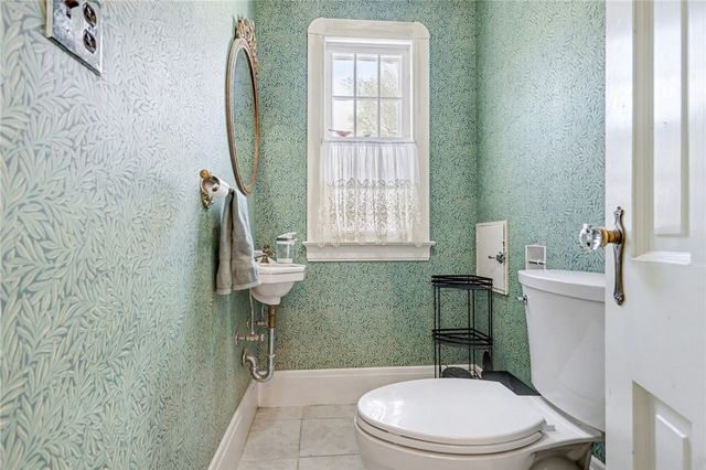 14 West Wright Avenue, Waterloo, NY 13165