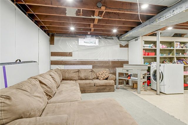 14 West Wright Avenue, Waterloo, NY 13165