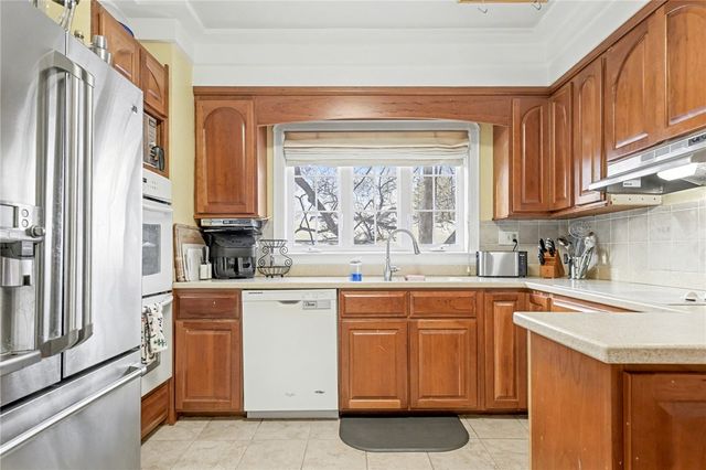 14 West Wright Avenue, Waterloo, NY 13165