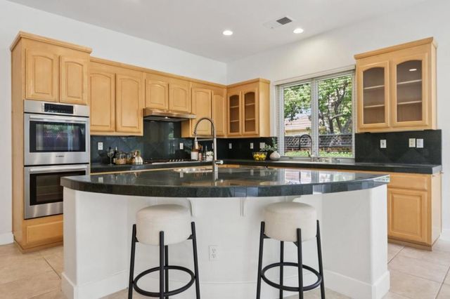5867 Gleneagles Circle, San Jose, CA 95138