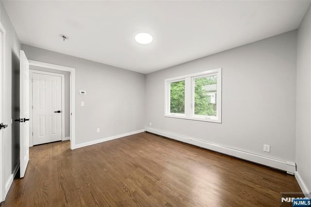 41 Monument Place, Cresskill, NJ 07626