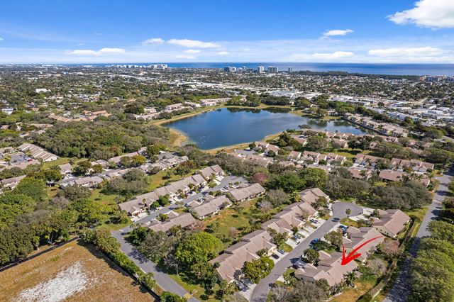 418 Cottonwood Place, Boca Raton, FL 33431