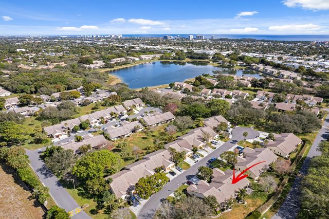 418 Cottonwood Place, Boca Raton, FL 33431