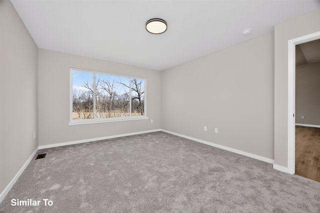 1000 Featherstone Avenue NE, Bondurant, IA 50035
