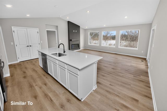 1000 Featherstone Avenue NE, Bondurant, IA 50035