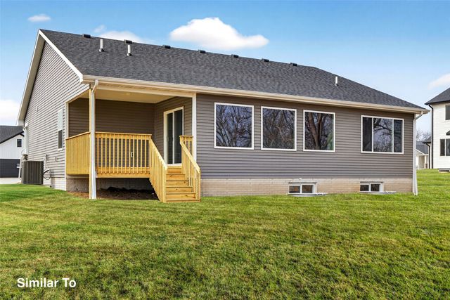 1000 Featherstone Avenue NE, Bondurant, IA 50035