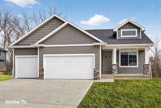 1000 Featherstone Avenue NE, Bondurant, IA 50035
