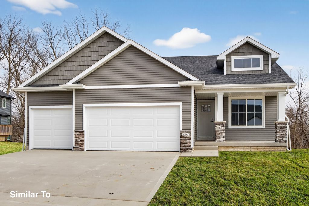 1000 Featherstone Avenue NE, Bondurant, IA 50035