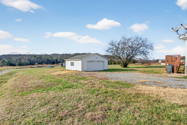 194 Opossum Hollow Rd, Watertown, TN 37184