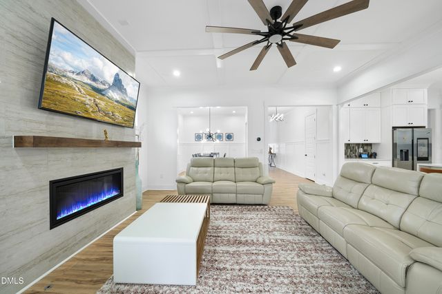 4340 Dominion Crest Drive, Apex, NC 27523