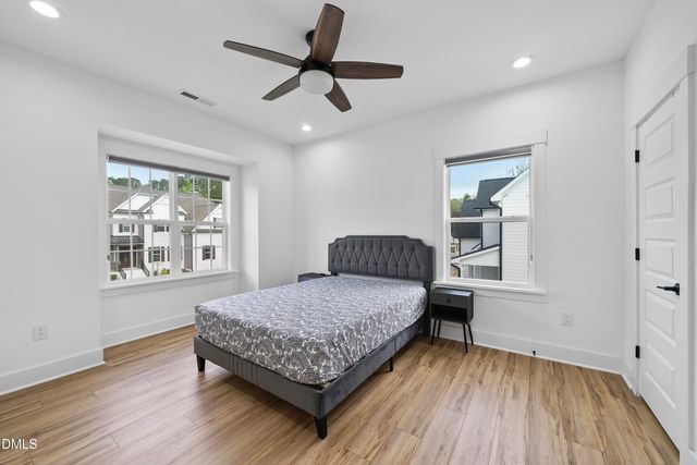 4340 Dominion Crest Drive, Apex, NC 27523