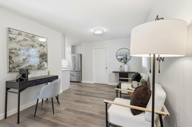 16857 Farley Road, Los Gatos, CA 95032