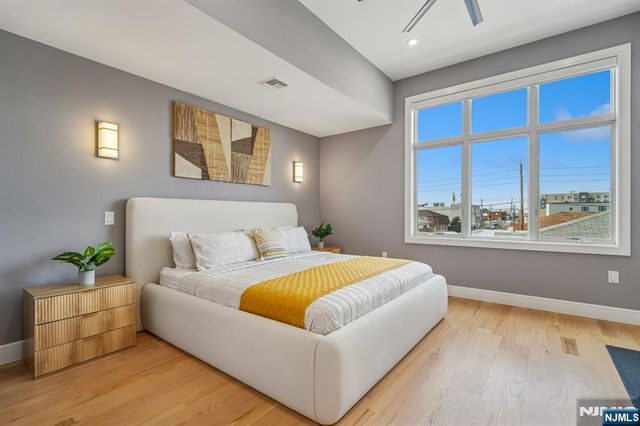 305 8th Street 2, Fairview, NJ 07022