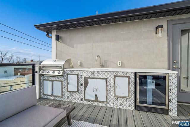 305 8th Street 2, Fairview, NJ 07022