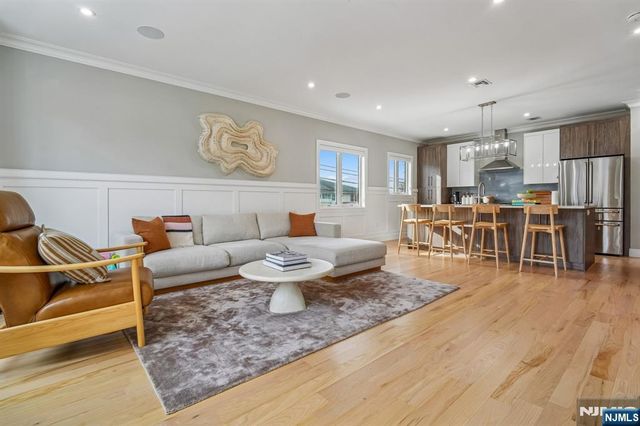 305 8th Street 2, Fairview, NJ 07022