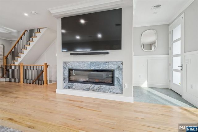 305 8th Street 2, Fairview, NJ 07022