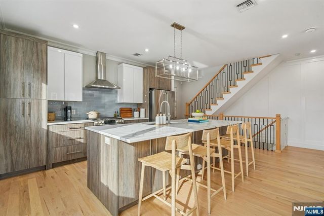 305 8th Street 2, Fairview, NJ 07022