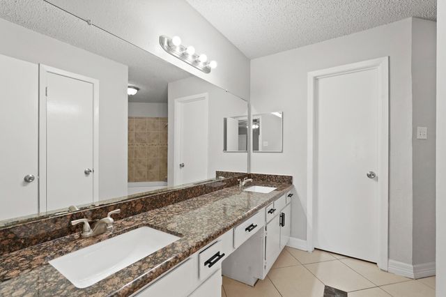 4219 Prairie Meadow Drive, Katy, TX 77449