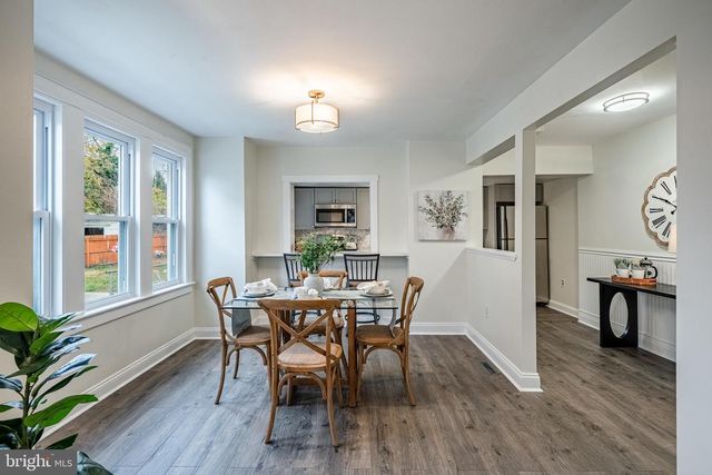 2534 SANDELAND ST, Chester, PA 19013