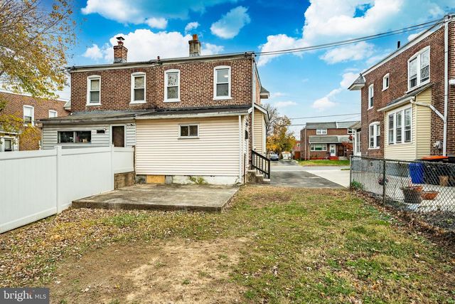 2534 SANDELAND ST, Chester, PA 19013