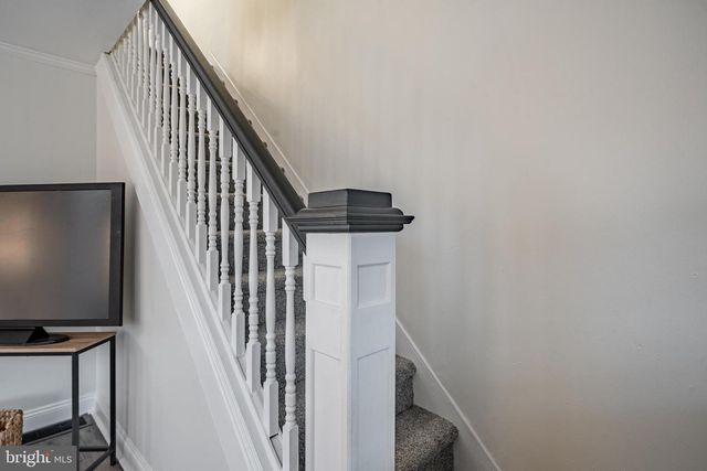 2534 SANDELAND ST, Chester, PA 19013