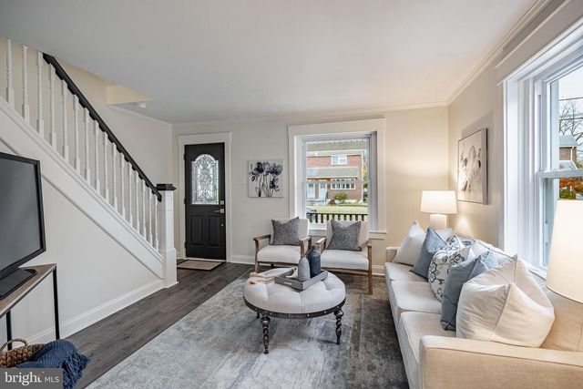 2534 SANDELAND ST, Chester, PA 19013