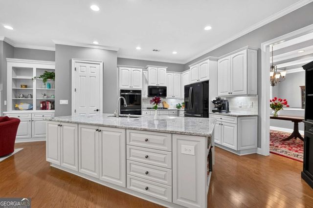 408 Larkspur Drive, Canton, GA 30114