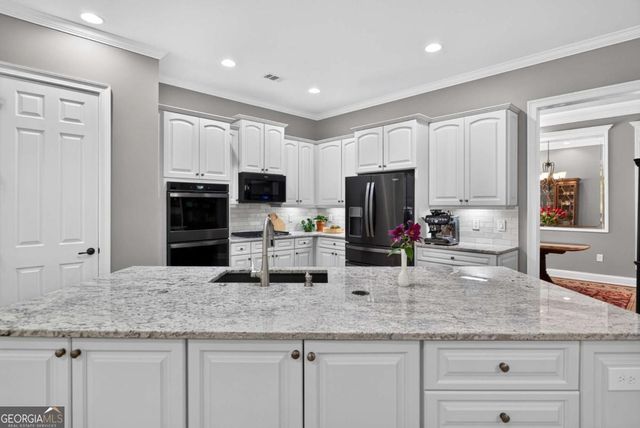 408 Larkspur Drive, Canton, GA 30114