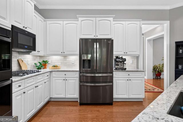 408 Larkspur Drive, Canton, GA 30114