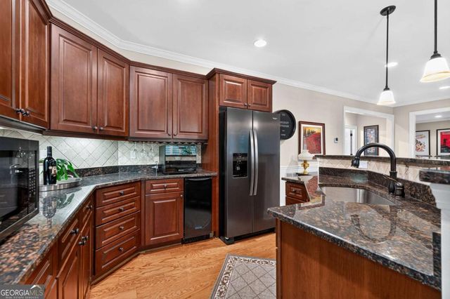 408 Larkspur Drive, Canton, GA 30114