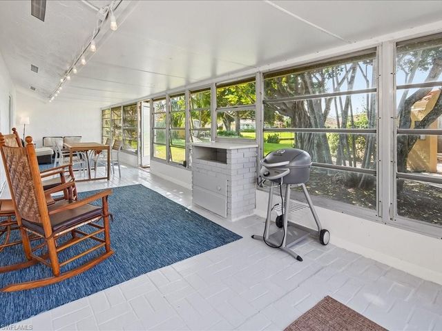 186 Harrison RD H2, Naples, FL 34112