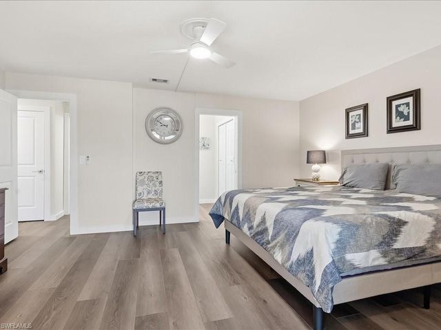 186 Harrison RD H2, Naples, FL 34112