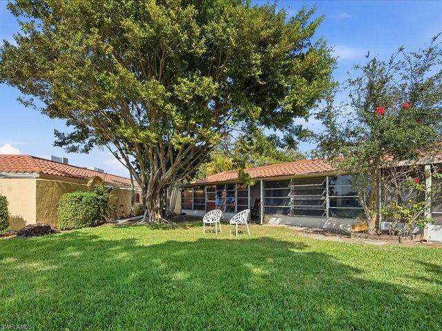 186 Harrison RD H2, Naples, FL 34112