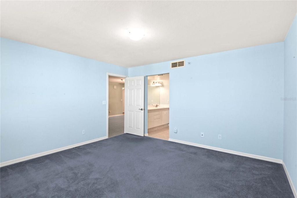 Image 24 of property listing at 2700 N PENINSULA AVENUE 215, New Smyrna Beach, FL 32169