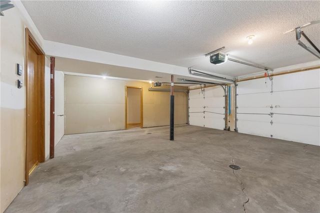 531 Sarah Lane, Liberty, MO 64068