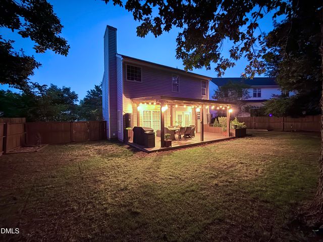929 Holly Meadow Drive, Holly Springs, NC 27540