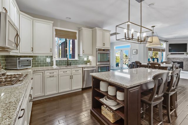 14580 Pleasant Crest Avenue, Fishers, IN 46037