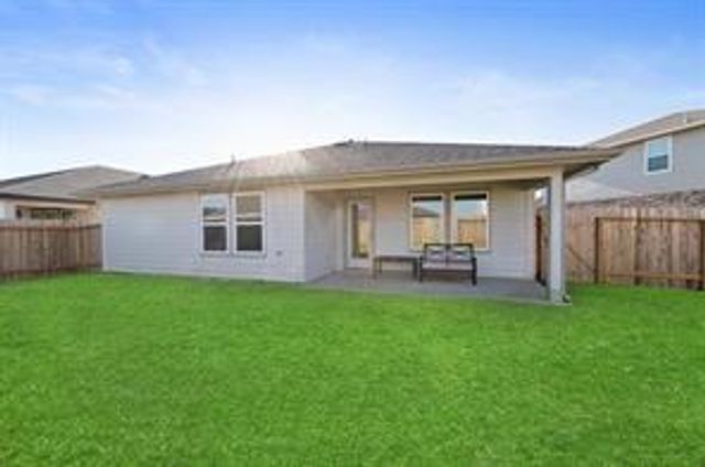 8027 Milam Lane, Rosharon, TX 77583