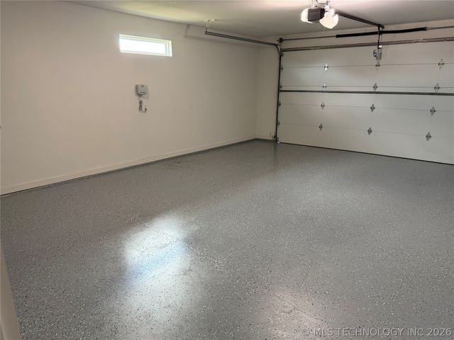 2042 E 130th Street S, Jenks, OK 74037