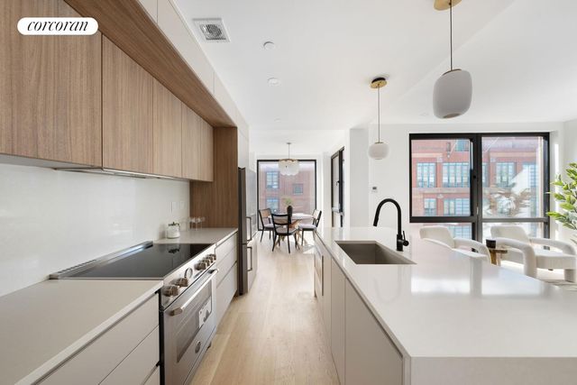 1435 Broadway Ph 8A, New York City, NY 11106