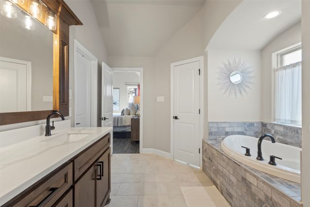 703 Winkler Way, Springtown, TX 76082